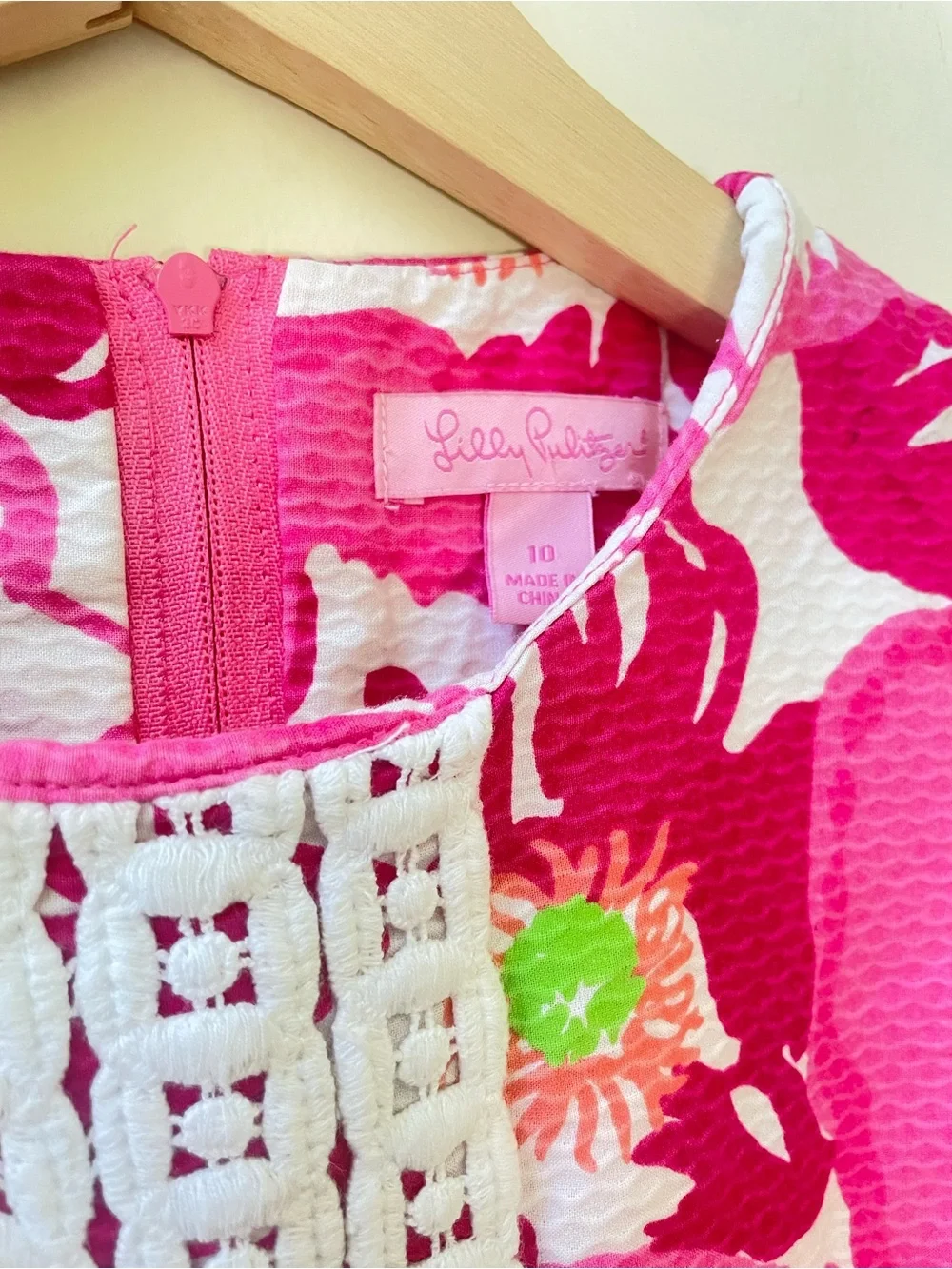 Lilly Pulitzer Girls Pink Floral Shift Dress Lace Trim Drop Waist Pockets 10 - Picture 5 of 12